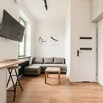 Kosciuszki 73 Center By Bookinghost Lägenhet