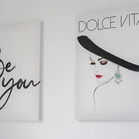 Kosciuszki 73 Center By Bookinghost Daire *