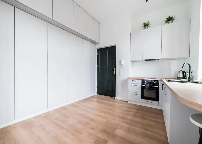 Kosciuszki 73 Center By Bookinghost Poznan